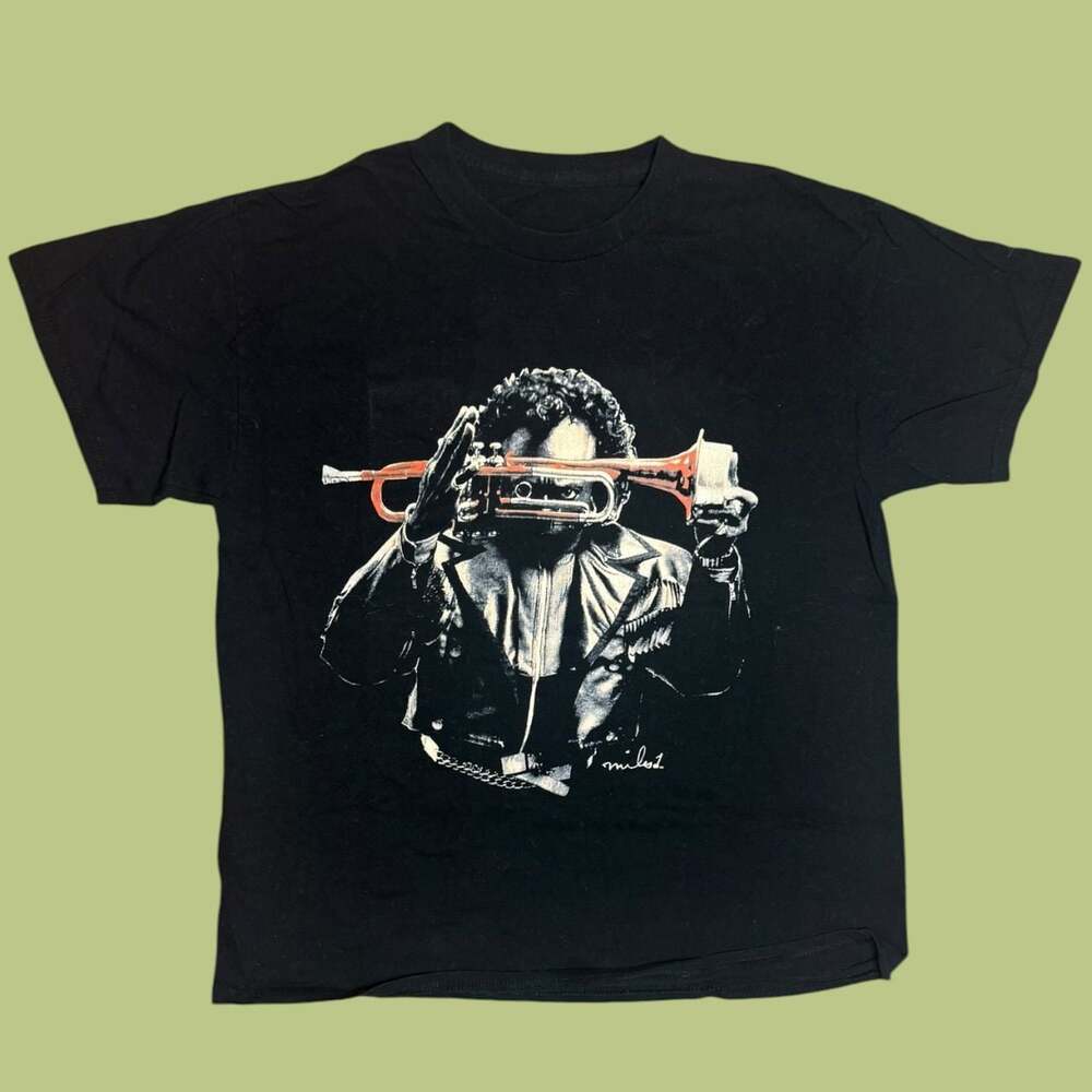 Vintage Miles Davis Jazz Musician Graphic T-Shirt